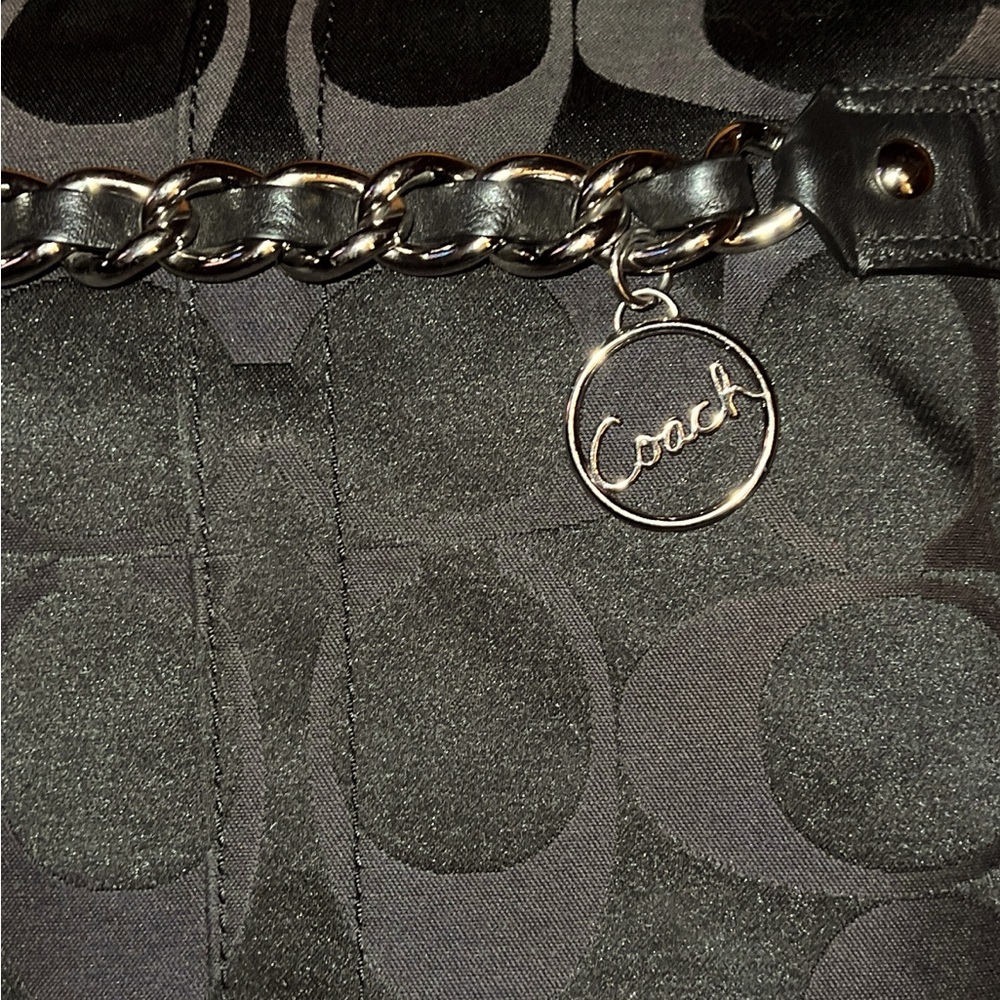Coach Signature Chain Duffle - Picture 3 of 14
